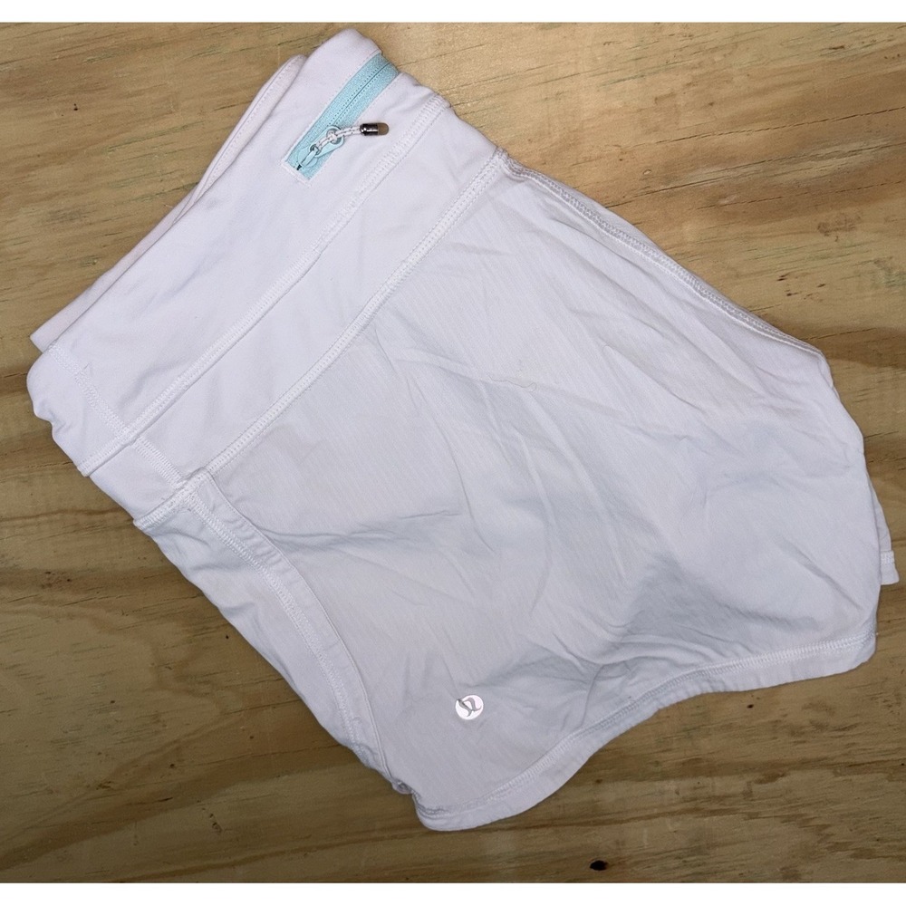 Lululemon Women's Groovy Run Shorts White 6 Lined Running Activewear